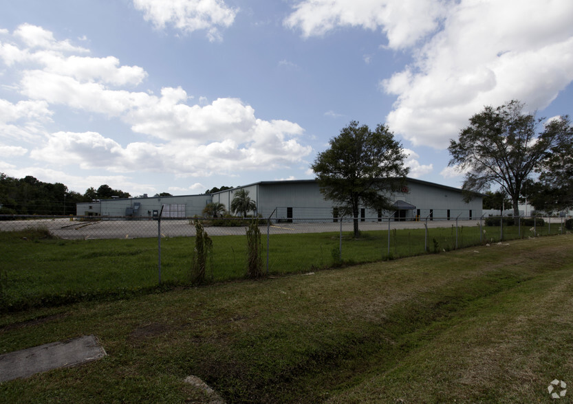 9444-9446 Florida Mining Blvd E, Jacksonville, FL for lease - Building Photo - Image 2 of 8