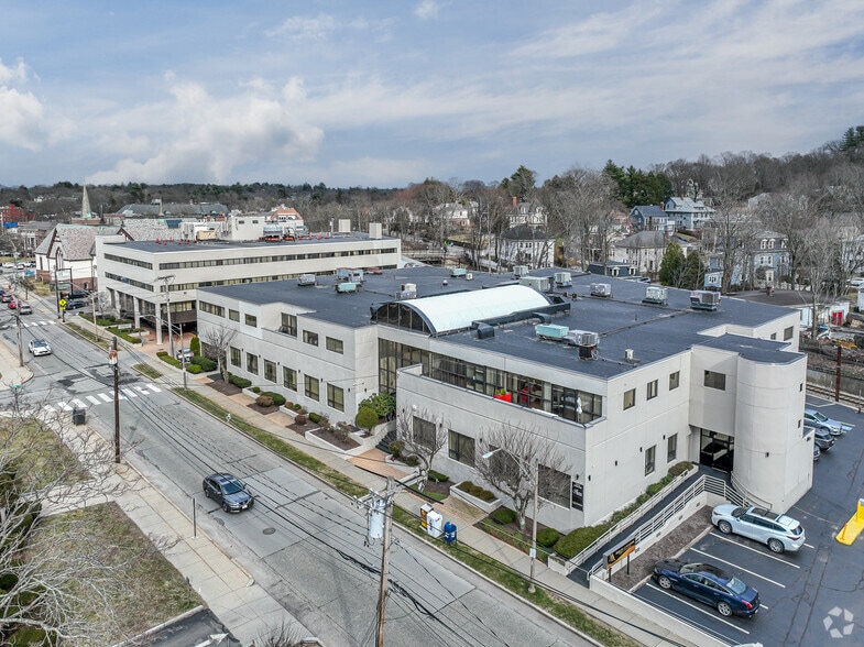 1320 Centre St, Newton, MA for lease - Building Photo - Image 1 of 15