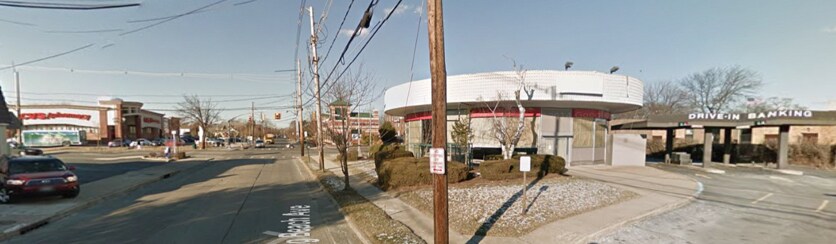 215 W Merrick Rd, Freeport, NY for sale Building Photo- Image 1 of 1