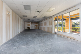 Bayshore Rd, North Fort Myers, FL for lease Interior Photo- Image 2 of 4