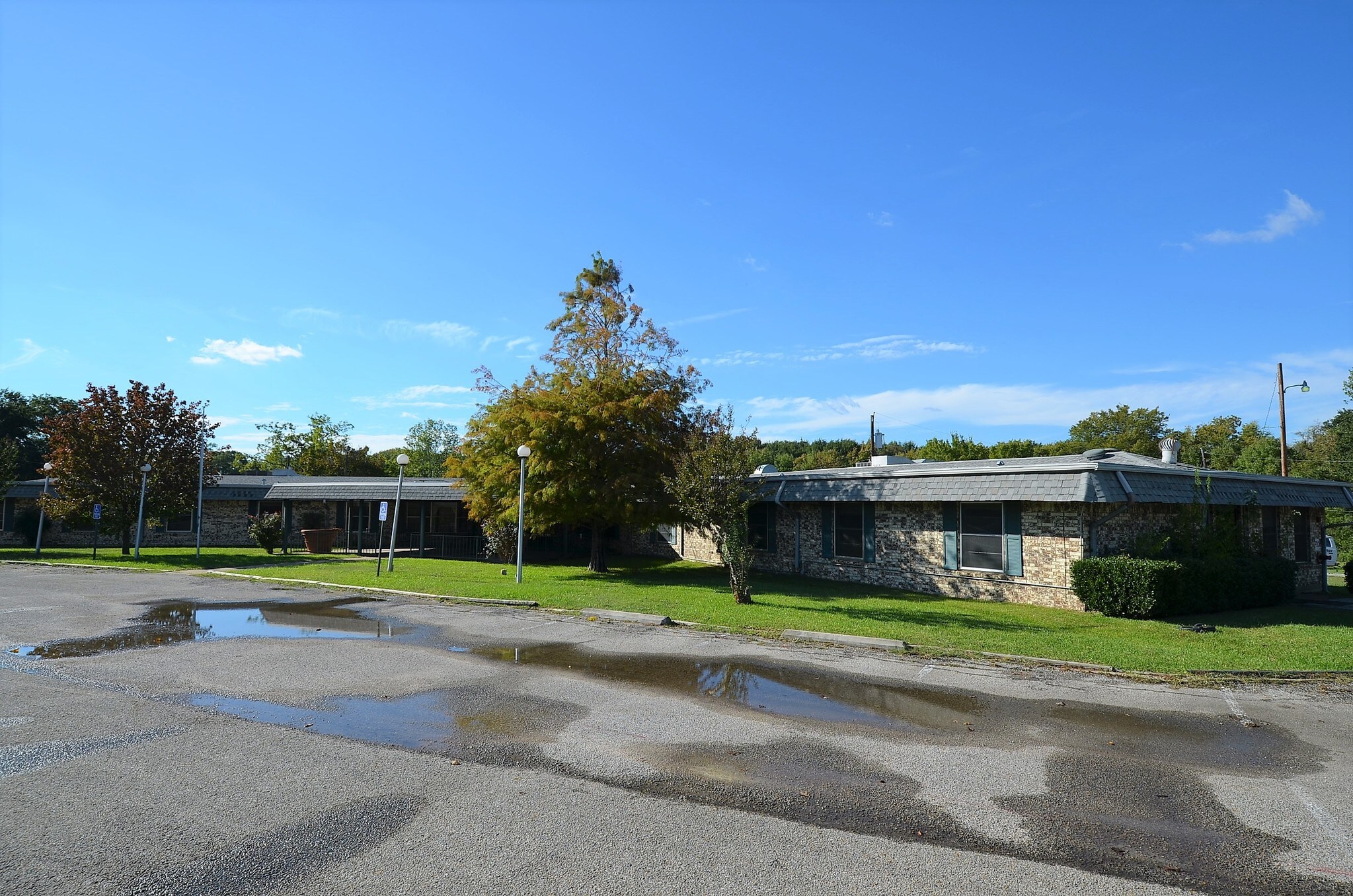 1701 S Buffalo St, Canton, TX for sale Building Photo- Image 1 of 1