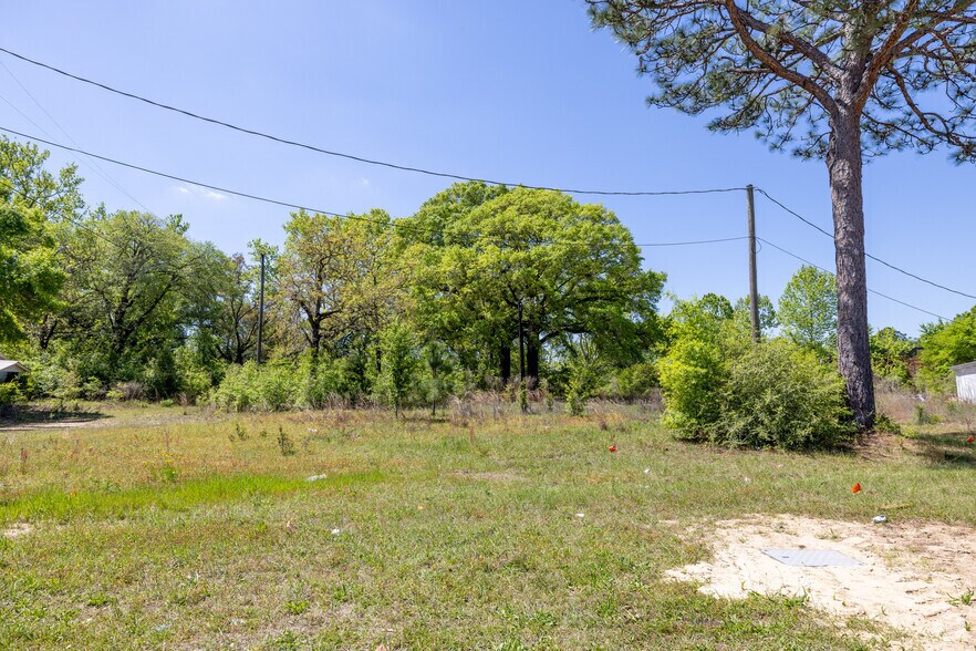1641 E Highway 90, Crestview, FL for sale - Primary Photo - Image 1 of 1