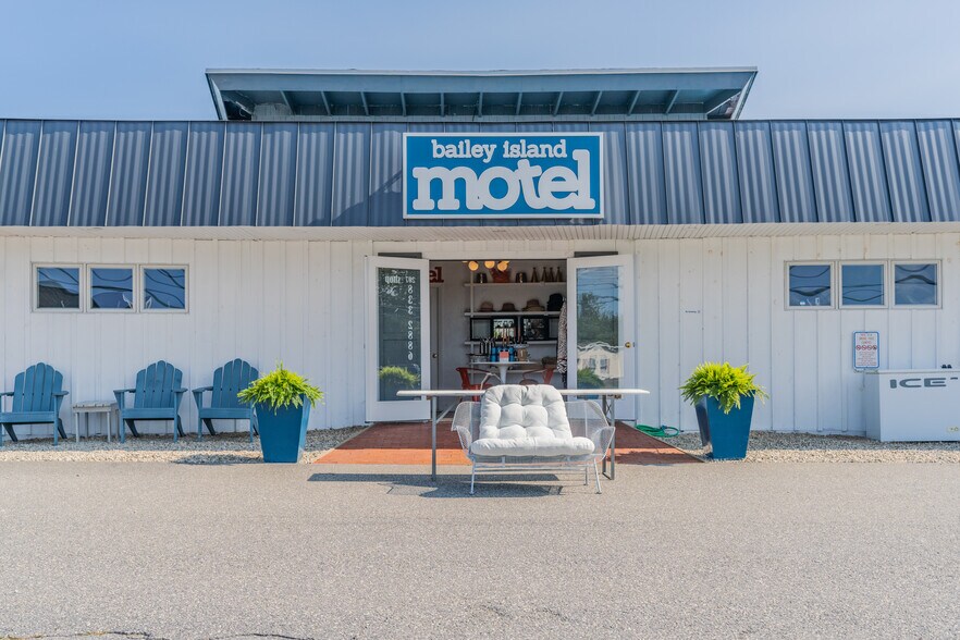 2041 Harpswell Islands Rd, Bailey Island, ME 04003 Bailey Island