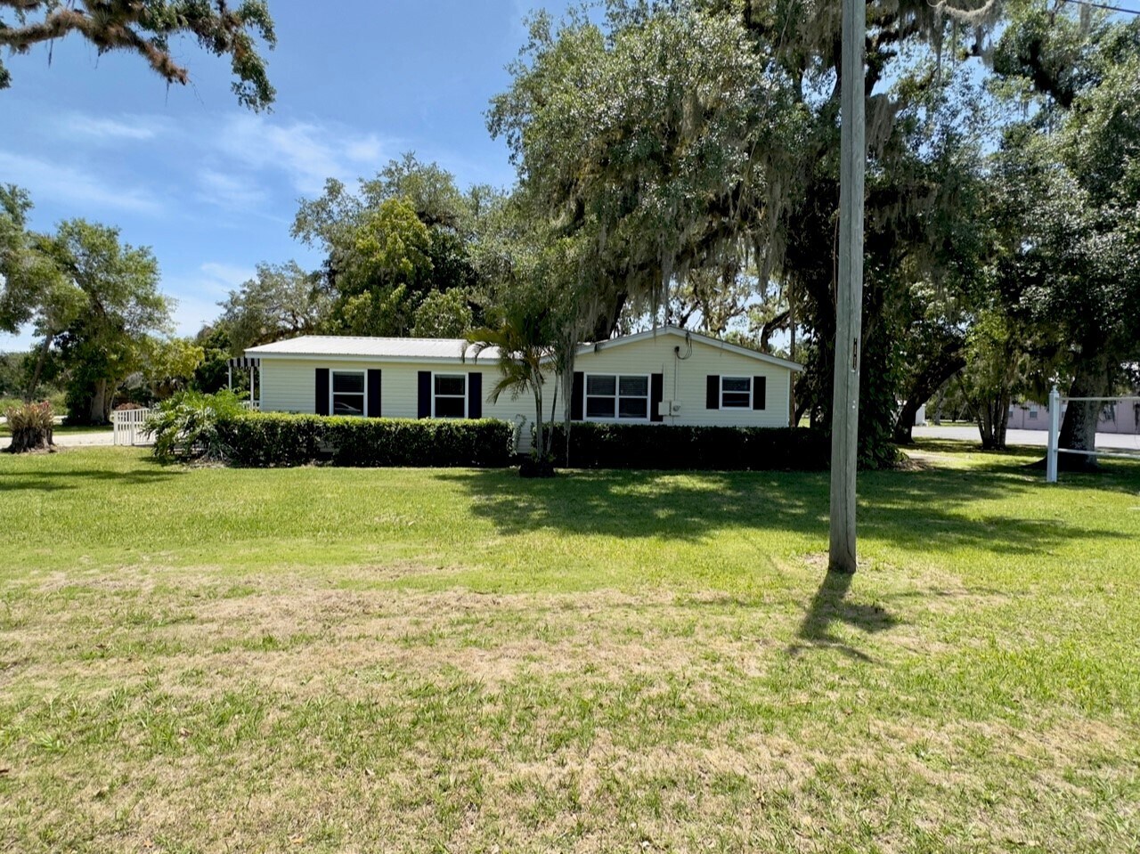 60 Calhoun St, LaBelle, FL for sale Primary Photo- Image 1 of 1