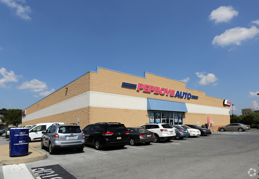 1700 Fruitville Pike, Lancaster, PA for lease - Building Photo - Image 1 of 3