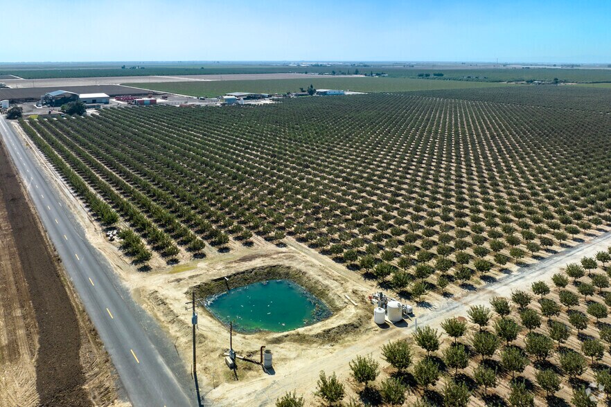 KENT, Hanford, CA for sale - Building Photo - Image 1 of 1