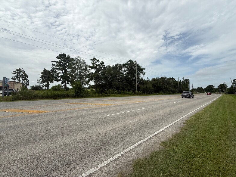 Spring Cypress Rd, Spring, TX for sale - Building Photo - Image 3 of 14