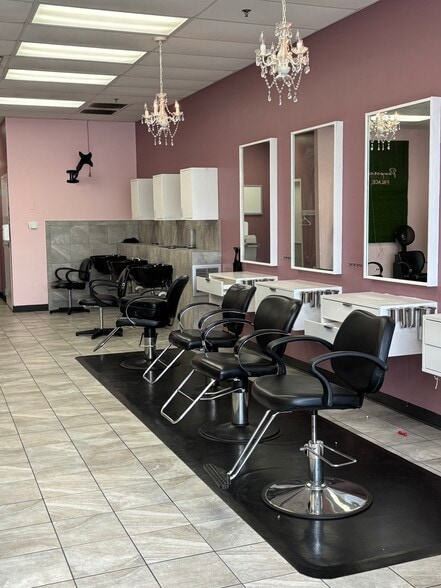 NWQ 95th St & 7 Western Ave, Evergreen Park, IL for lease - Building Photo - Image 3 of 7