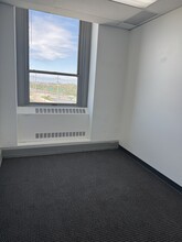 3100 E 45th St, Cleveland, OH for lease Interior Photo- Image 1 of 3