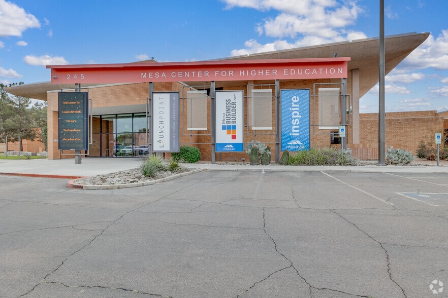 245 W 2nd St, Mesa, AZ for lease - Building Photo - Image 3 of 23