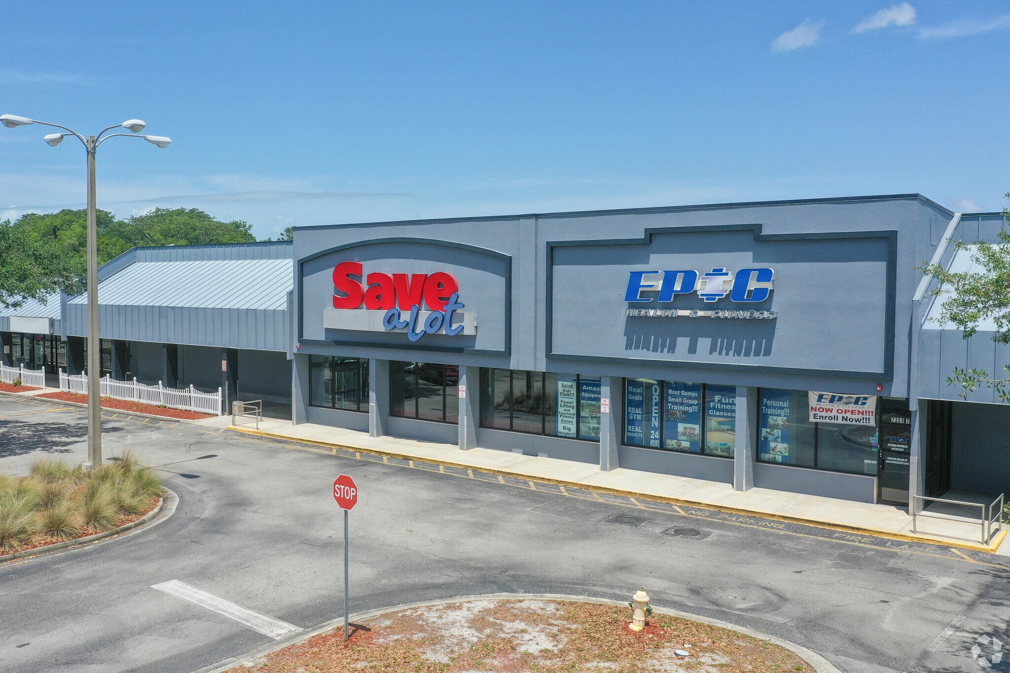 7325-7429 Spring Hill Dr, Spring Hill, FL for lease Building Photo- Image 1 of 10