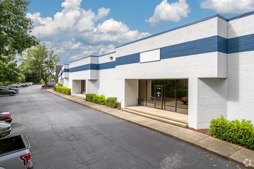 2171 Kingston Ct SE, Marietta, GA for lease - Building Photo - Image 1 of 8