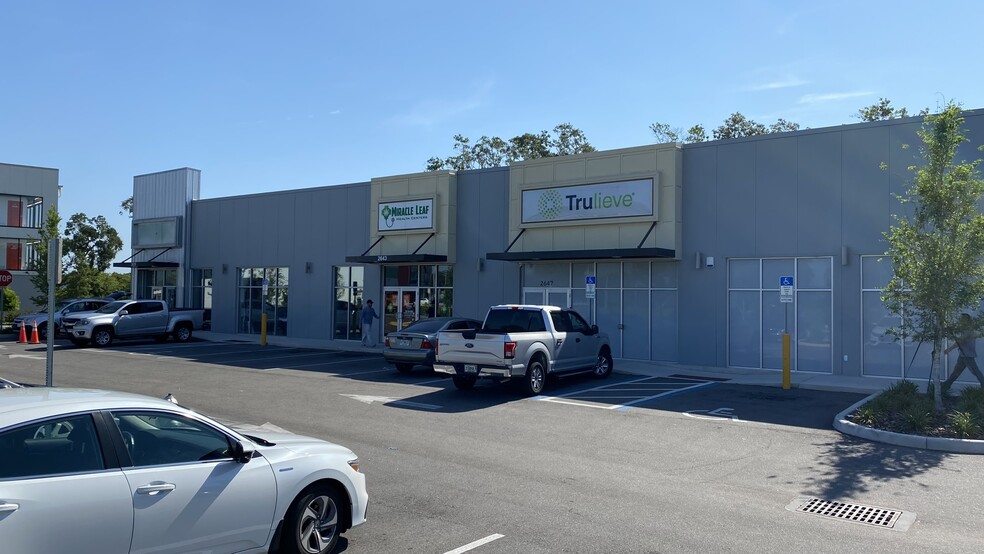 2631 E Irlo Bronson Memorial Hwy, Kissimmee, FL for lease - Building Photo - Image 2 of 14