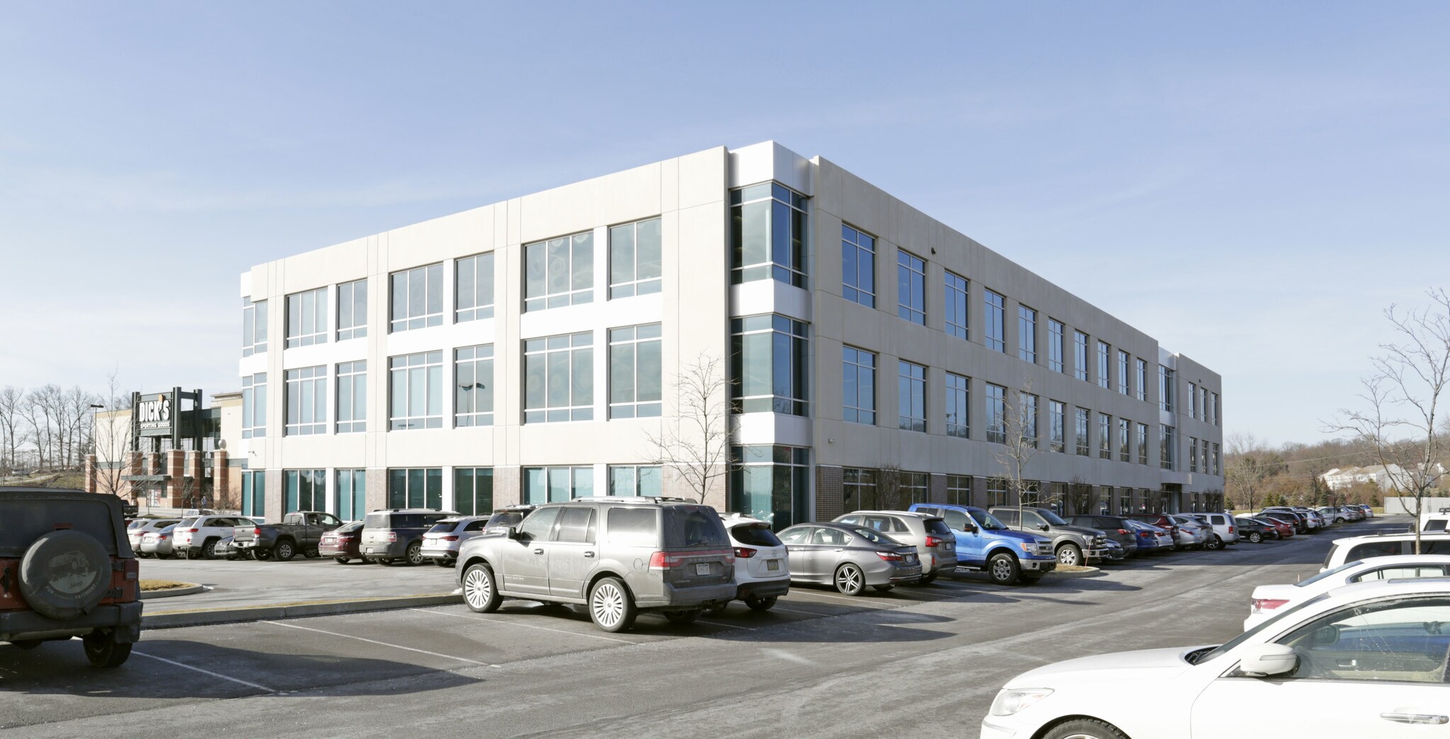 2009 Mackenzie Way, Cranberry Township, PA 16066 Cranberry Crossroads