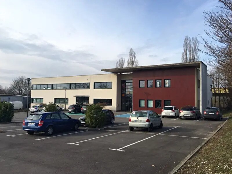 Office in Metz for lease Building Photo- Image 1 of 2