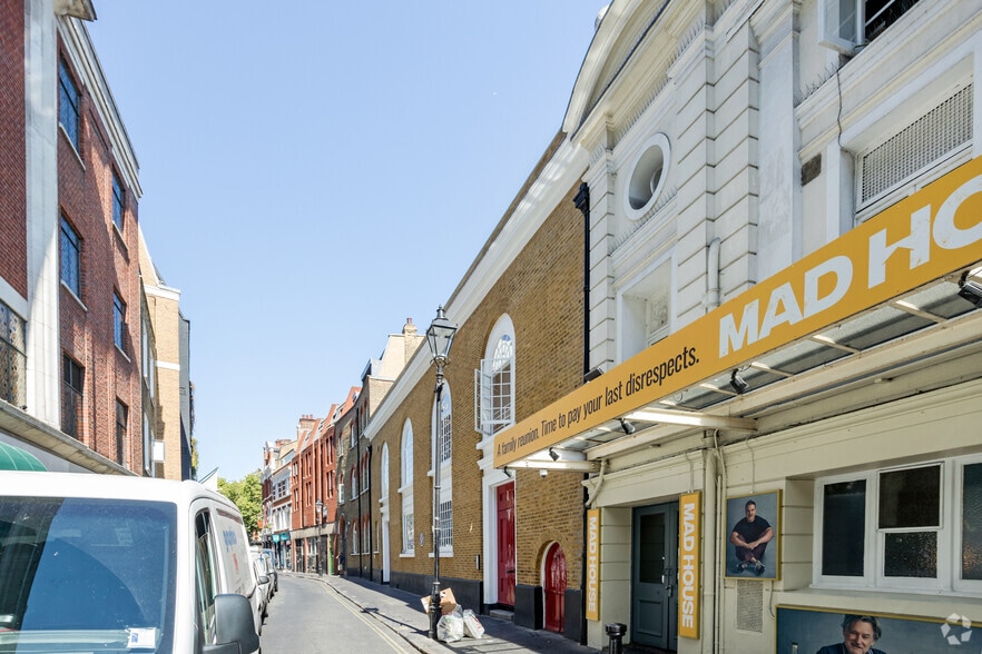 24-26 West St, London for lease - Building Photo - Image 3 of 3