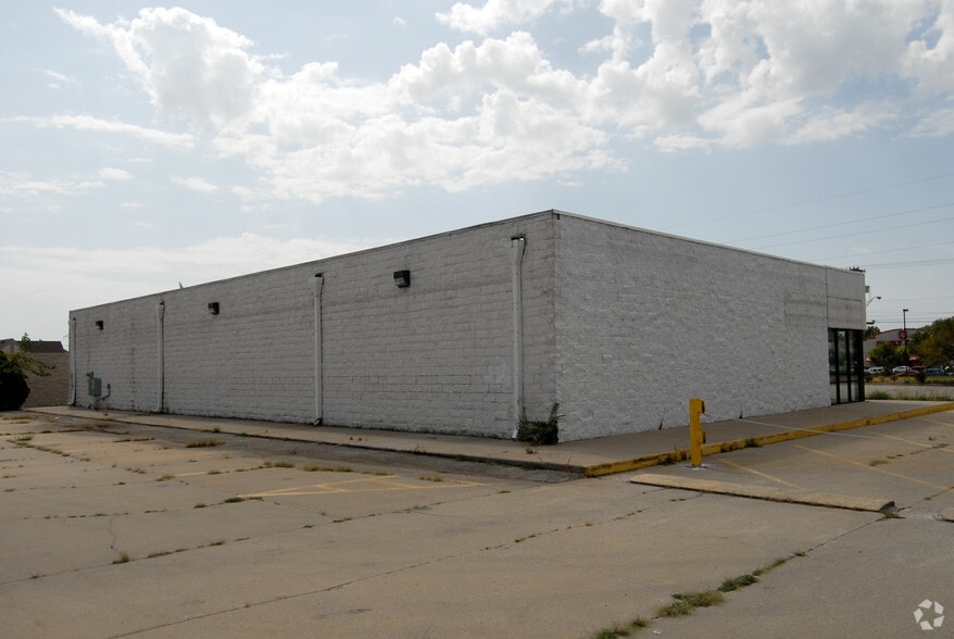 1528 E 23rd St S, Independence, MO for lease - Building Photo - Image 3 of 9
