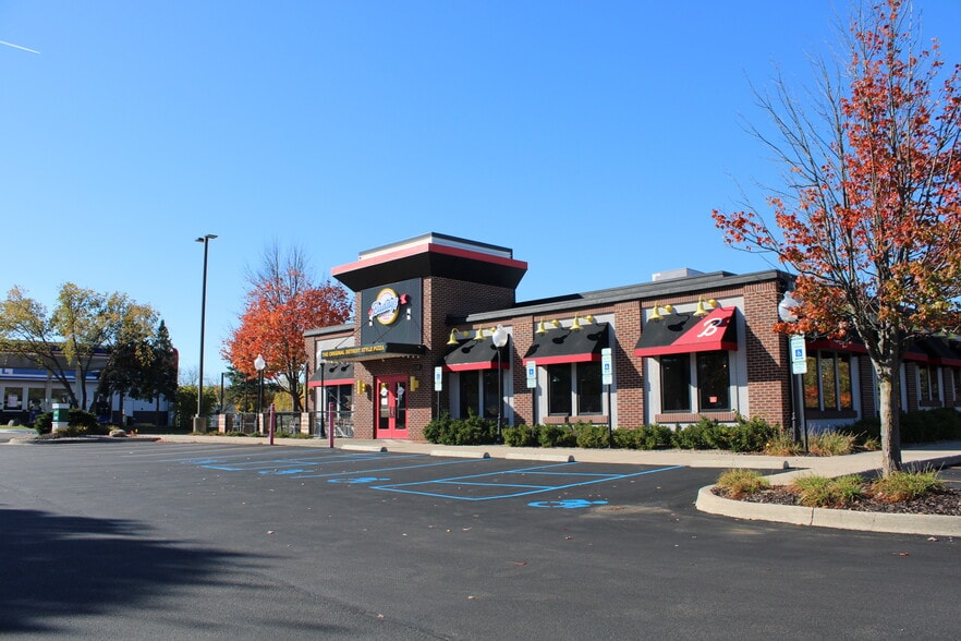 5314 S Westnedge Ave, Portage, MI for lease - Building Photo - Image 2 of 9