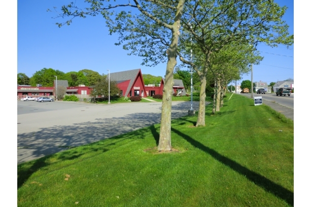 316 Main St, West Yarmouth, MA for lease - Building Photo - Image 3 of 19