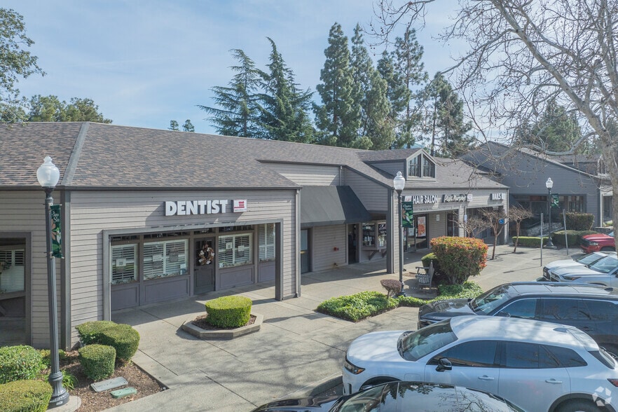 5433-5439 Clayton Rd, Clayton, CA for lease - Building Photo - Image 3 of 12