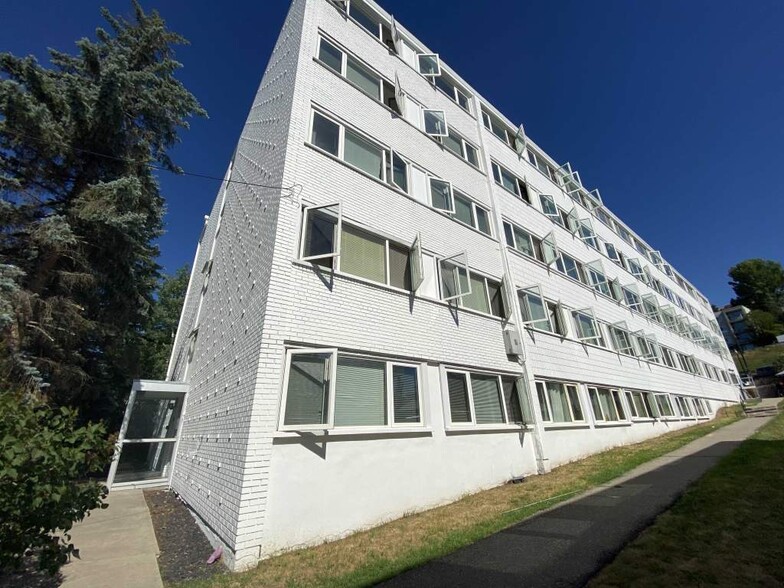 612 4th Ave NE, Calgary, AB for sale - Primary Photo - Image 1 of 1