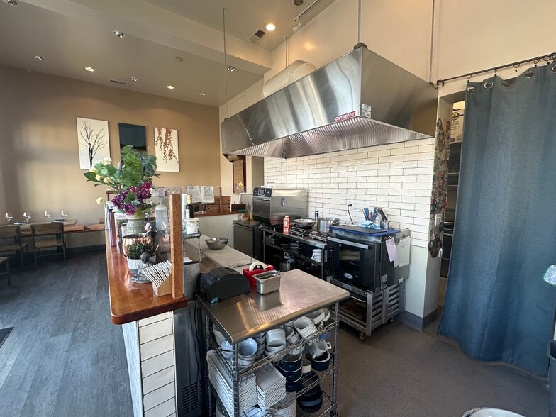 27 Devine St, San Jose, CA for sale - Building Photo - Image 2 of 25