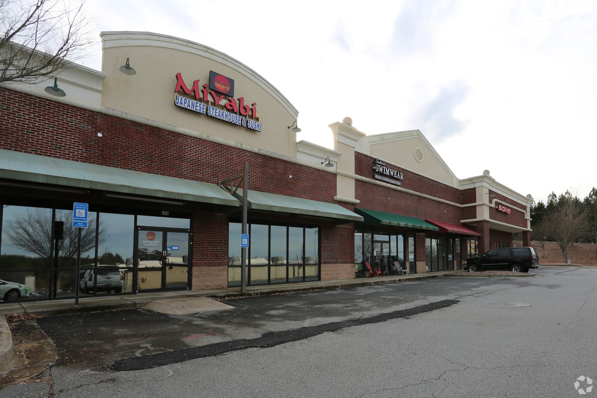 12926 Highway 92, Woodstock, GA 30188 Cherokee Heights Retail Centre