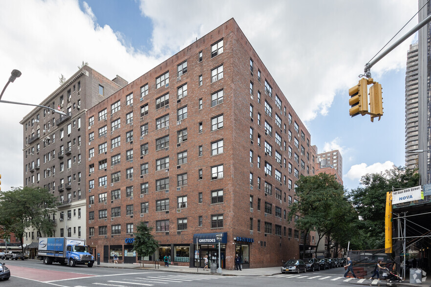 1341 Lexington Ave, New York, NY for sale - Primary Photo - Image 1 of 1