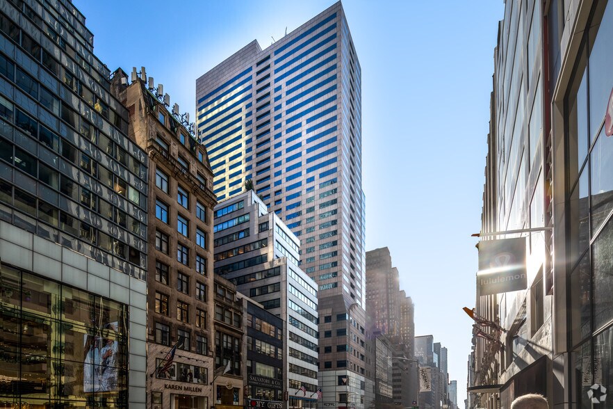 575 Fifth Ave, New York, NY for lease - Building Photo - Image 2 of 4