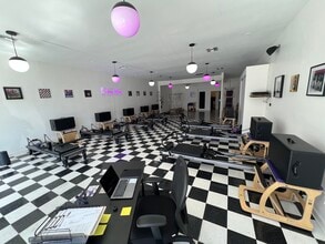 12319 Ventura Blvd, Studio City, CA for lease Building Photo- Image 2 of 4