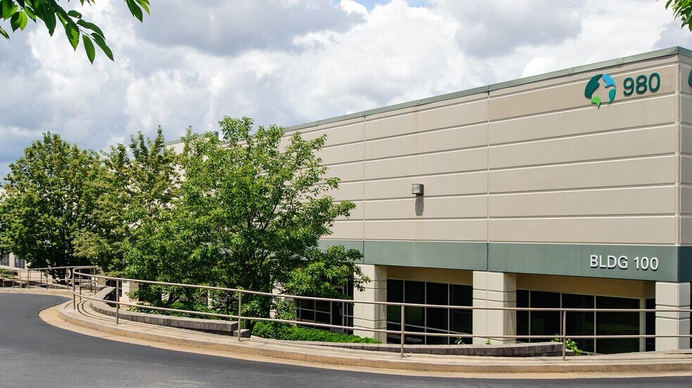 980 Cobb Place Blvd, Kennesaw, GA for lease - Building Photo - Image 3 of 6