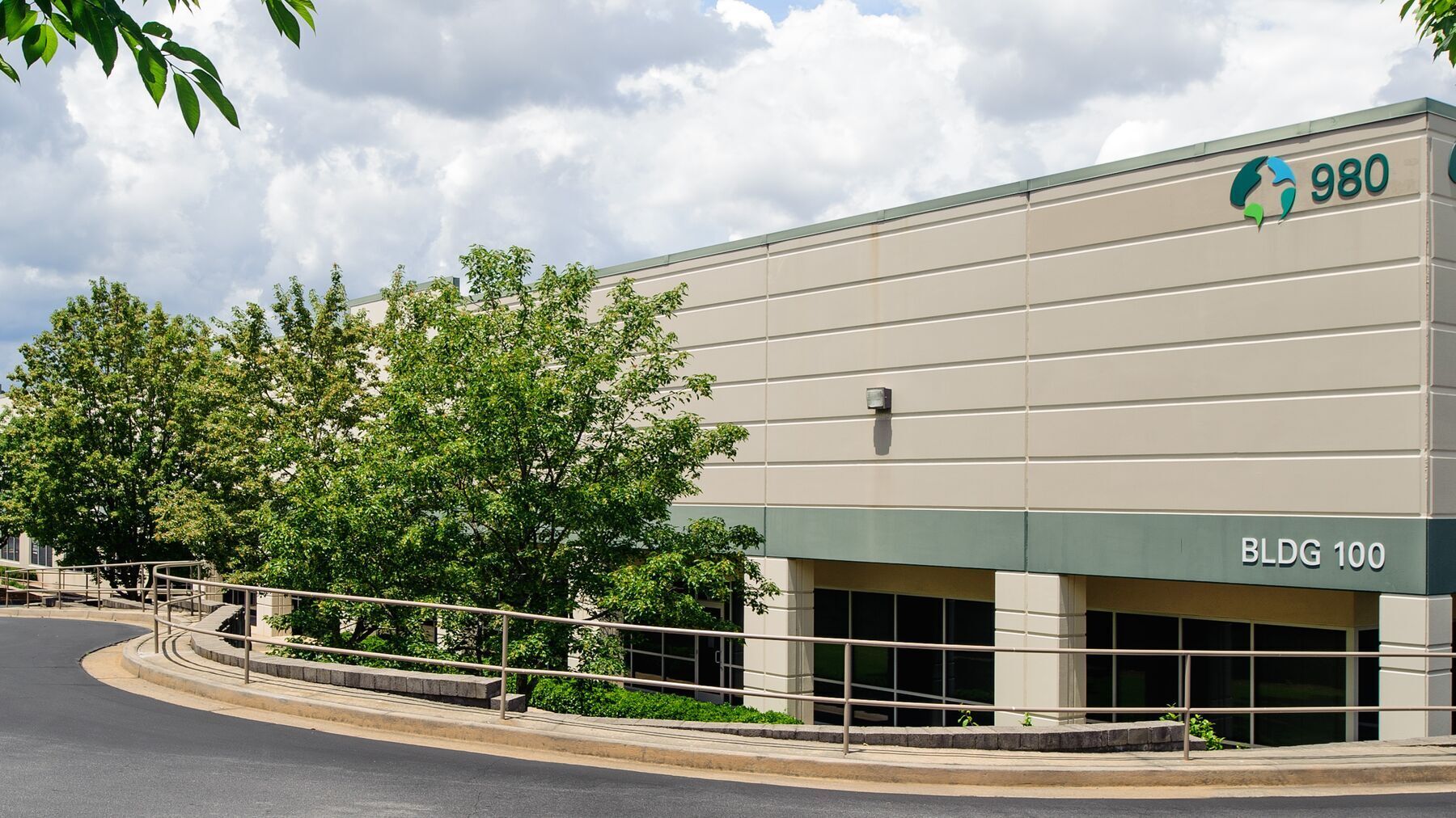 980 Cobb Place Blvd, Kennesaw, GA for lease Primary Photo- Image 1 of 13