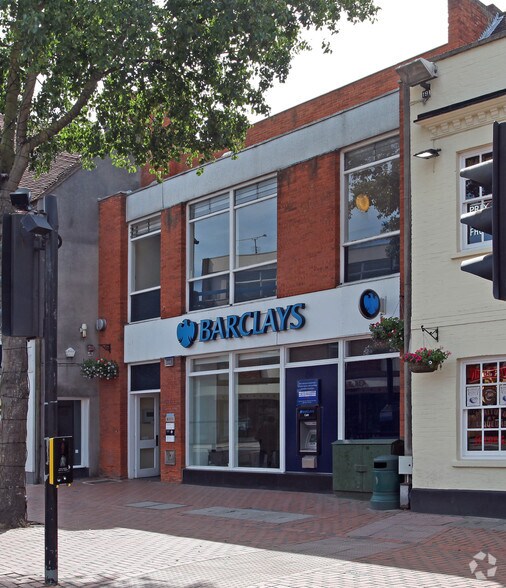 31 Market Pl, Wokingham, RG40 1AR Retail for Lease