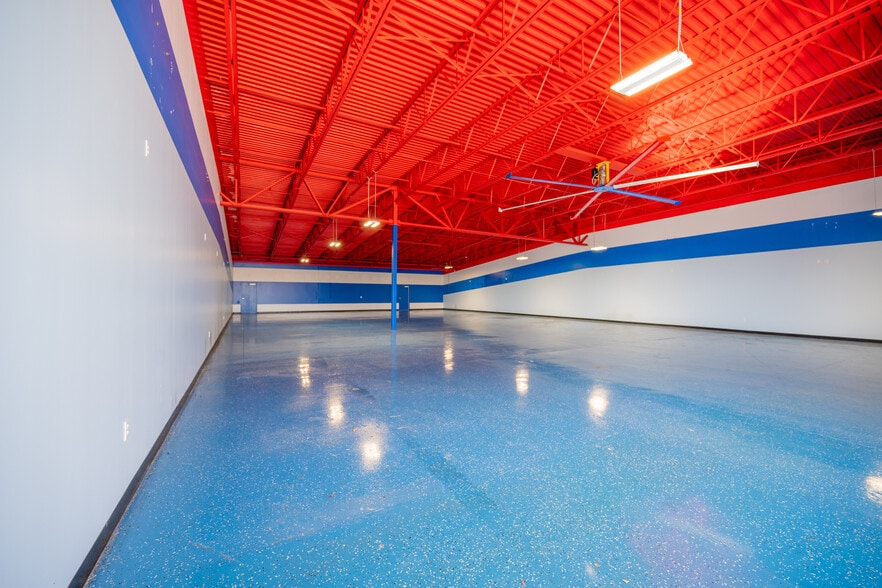 6520 S FM 359 Rd, Fulshear, TX for lease - Building Photo - Image 1 of 10