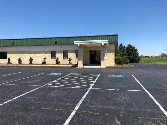 173 E Springbrook Rd, Broadway, VA for sale - Building Photo - Image 1 of 1