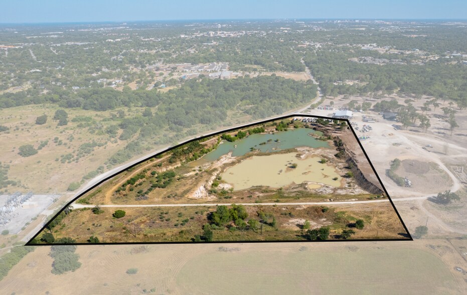 2237 Mumford Rd, Bryan, TX 77807