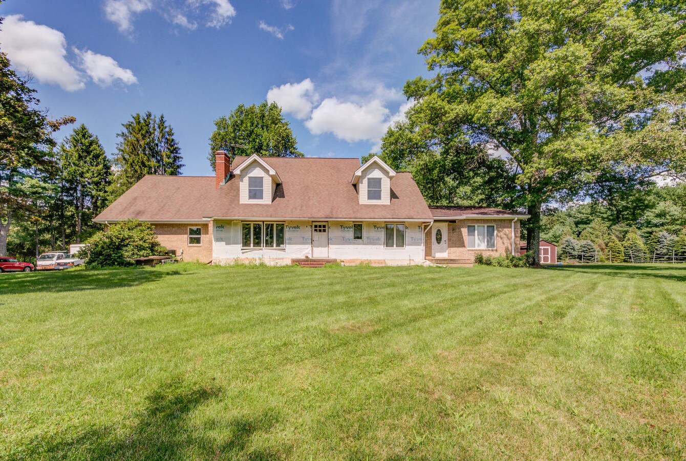 334 Skillmans Ln, Somerset, NJ 08873