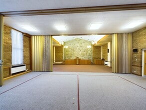 4 Upper Bourtree Dr, Rutherglen for lease Interior Photo- Image 2 of 2