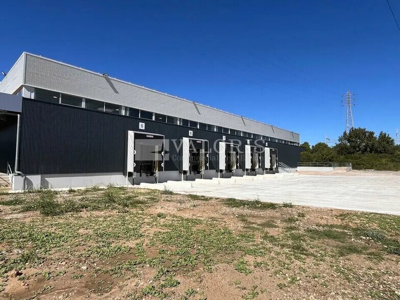 Industrial in Avignon for lease - Building Photo - Image 3 of 13