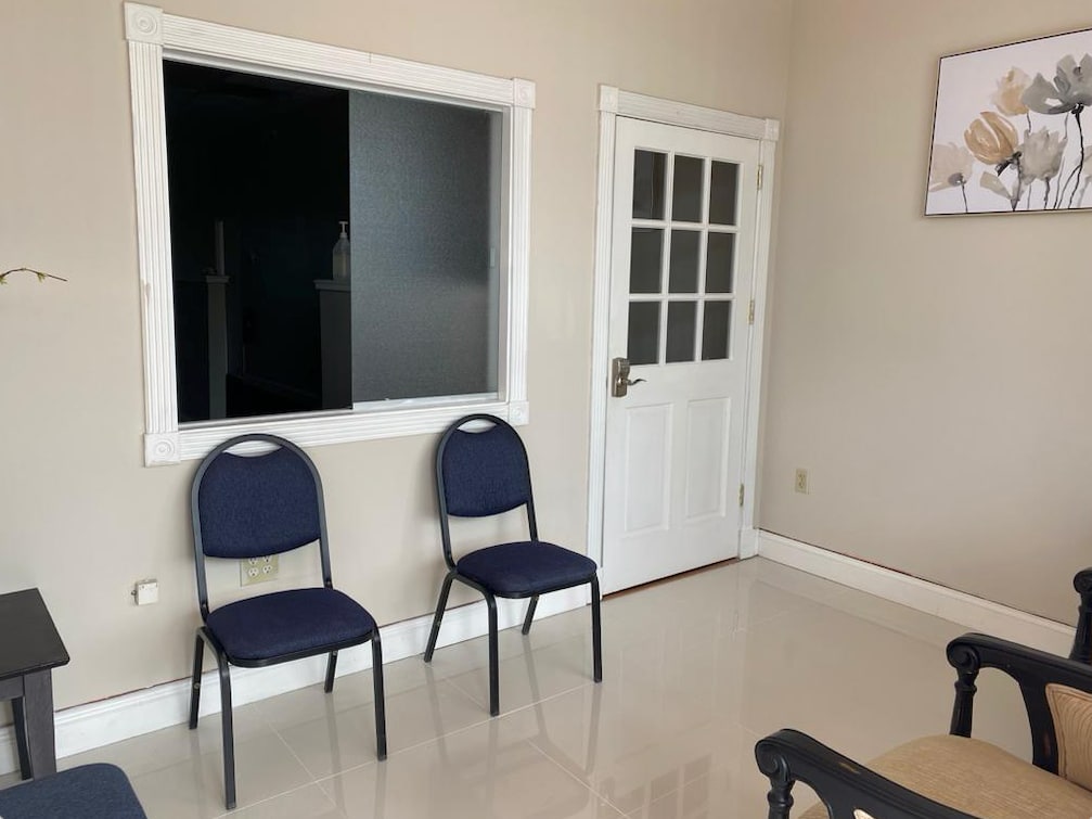 377 N State Road 7, Plantation, FL for lease Interior Photo- Image 1 of 7