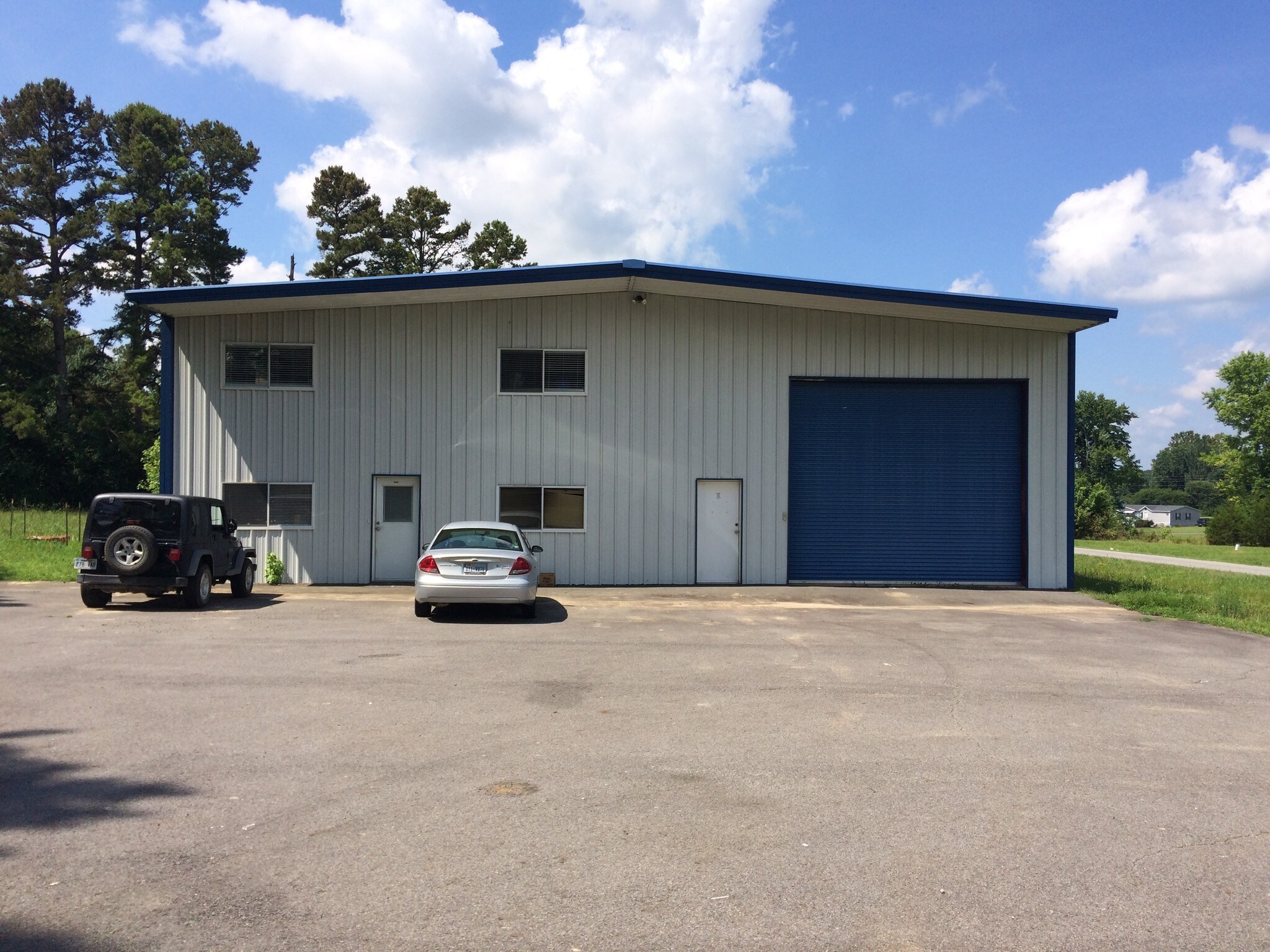 100 Circle M Rd, Searcy, AR for sale Primary Photo- Image 1 of 1