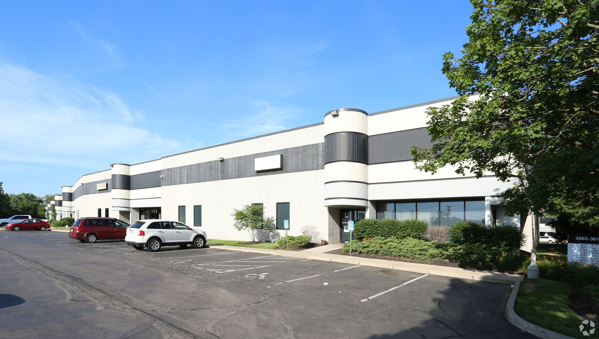 3563-3611 Interchange Rd, Columbus, OH for lease Primary Photo- Image 1 of 10