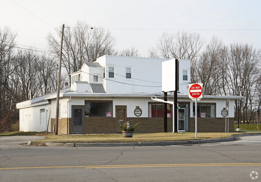 4448 Williamson Rd, Bridgeport, MI for sale - Primary Photo - Image 1 of 1