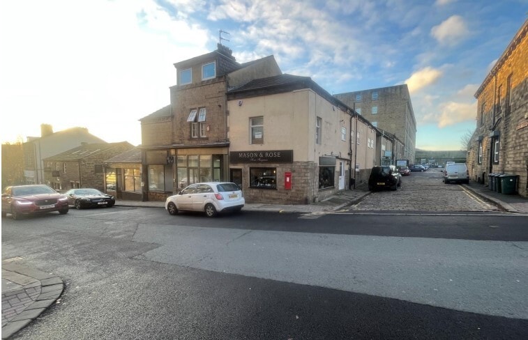 2 Bradley St, Bingley for sale - Building Photo - Image 1 of 1