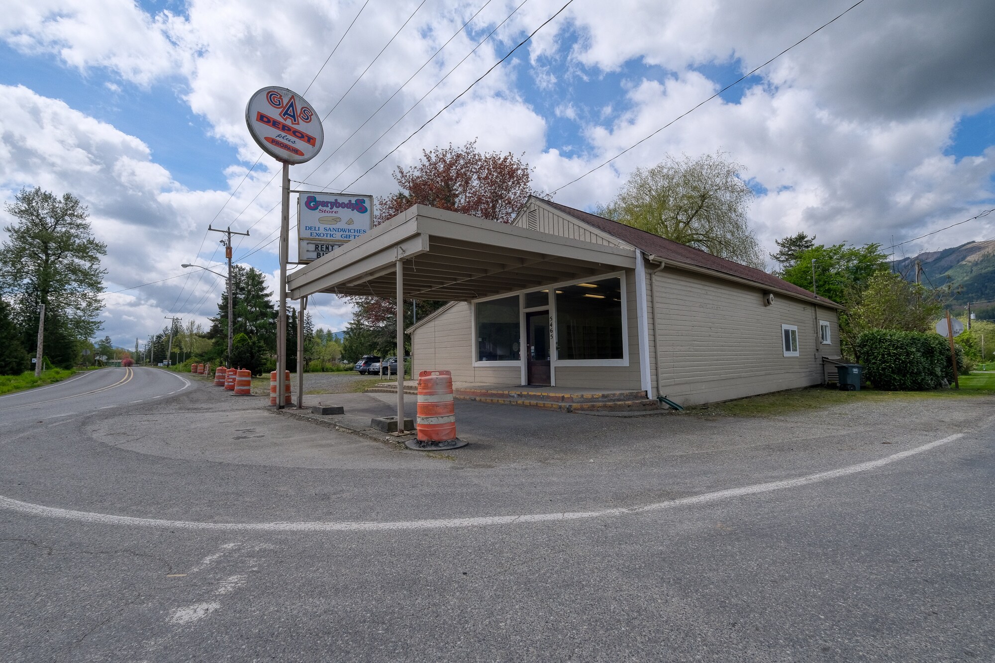 5465 Potter Rd, Deming, WA for sale Primary Photo- Image 1 of 1