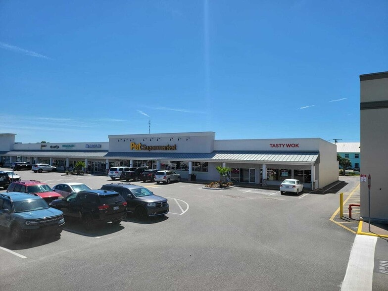 4265 Tamiami Trl, Port Charlotte, FL for lease - Building Photo - Image 3 of 6