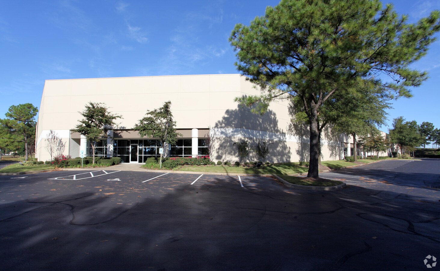 4481 Pleasant Hill Rd, Memphis, TN 38118