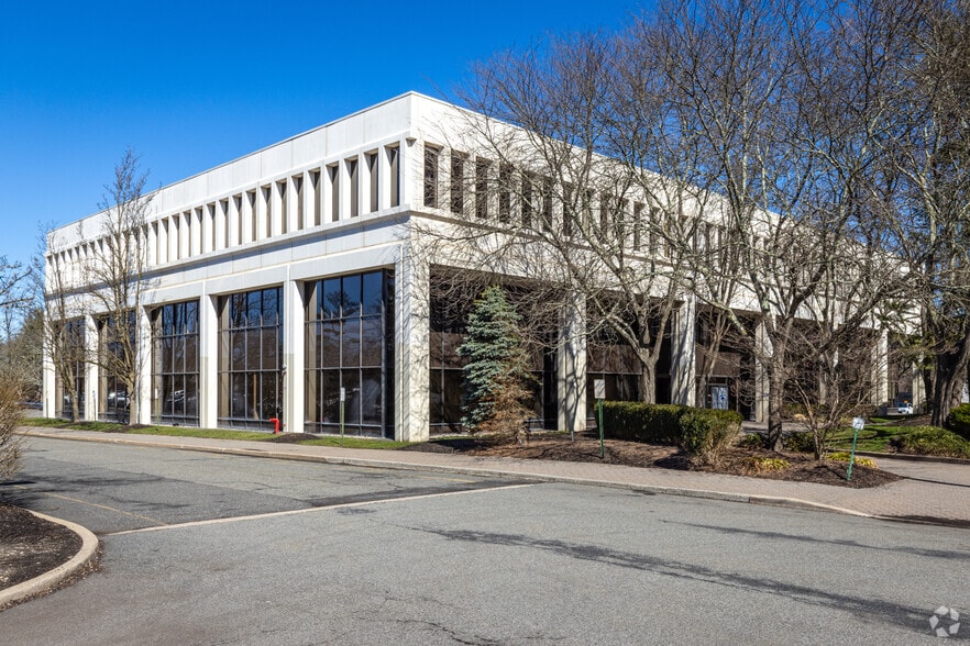 25 Hanover Rd, Florham Park, NJ for lease - Building Photo - Image 1 of 7