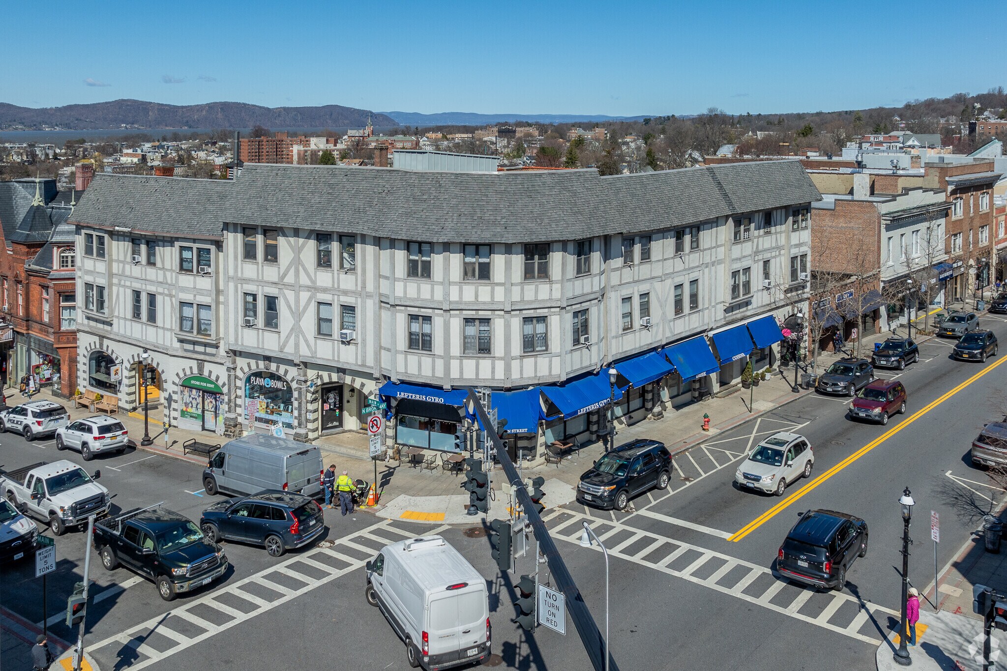 1-7 N Broadway, Tarrytown, NY for lease Primary Photo- Image 1 of 7