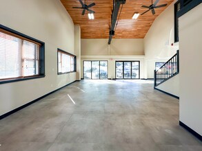 554 Main St, Oakville, CT for lease Interior Photo- Image 2 of 11